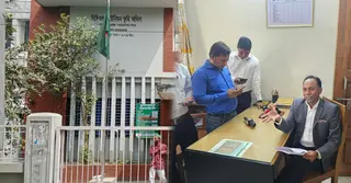 সিদ্ধিরগঞ্জ ভূমি অফিসের ৩ কর্মকর্তা-কর্মচারীর বদলি, বিভাগীয় ব্যবস্থার সুপারিশ